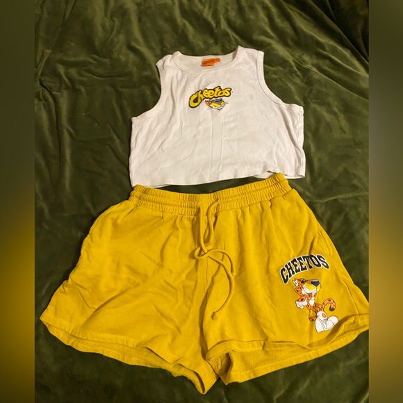 Cheetos Set - Picture 2 of 4